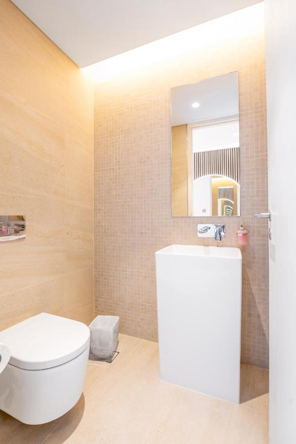 Spectacular 3 Bedroom Condo With Maids Room Facing The Dubai Eye מראה חיצוני תמונה