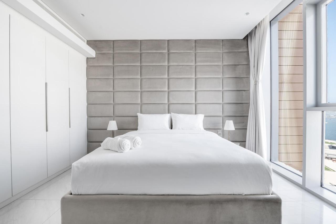 Spectacular 3 Bedroom Condo With Maids Room Facing The Dubai Eye מראה חיצוני תמונה